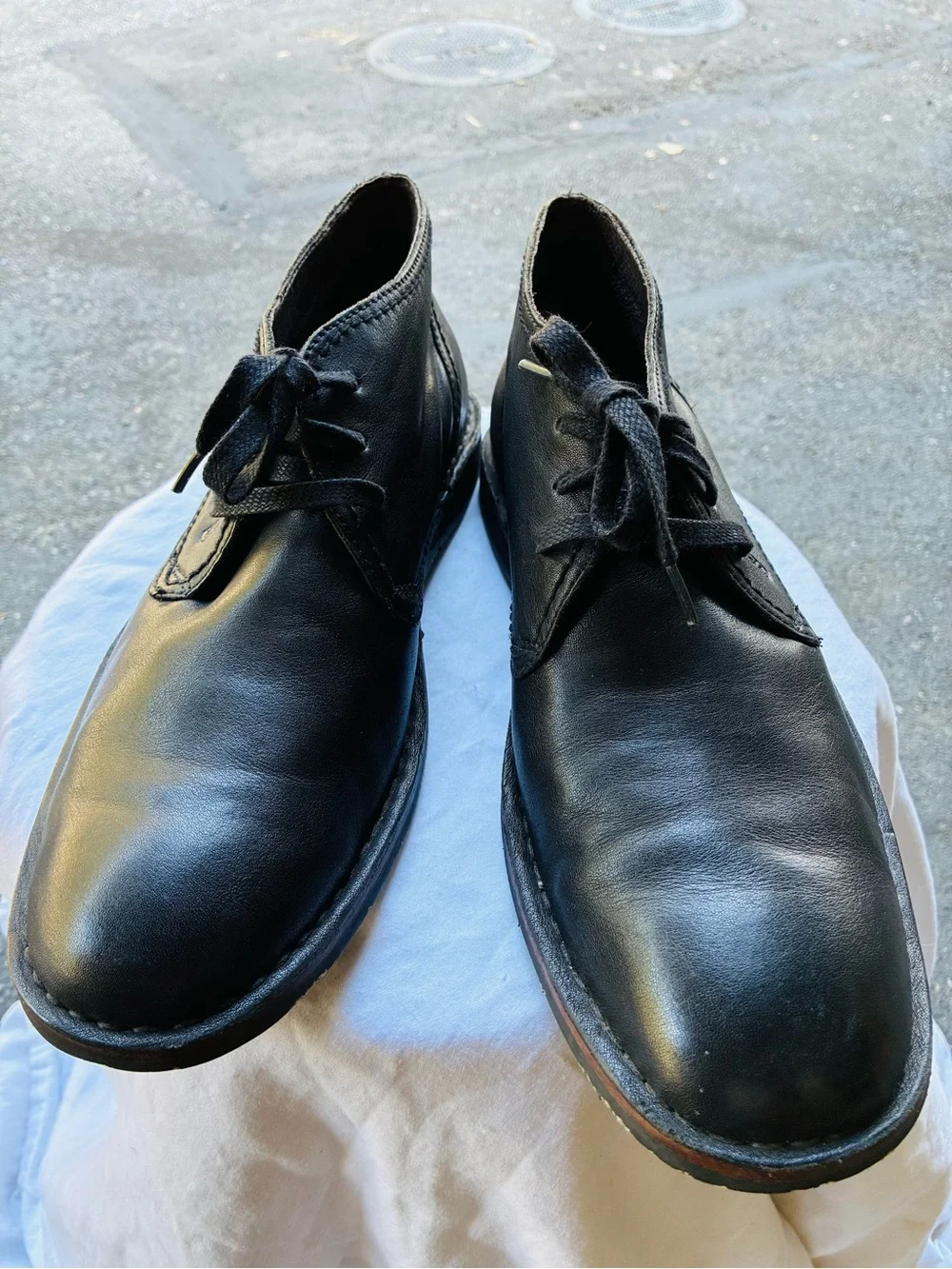 John Varvatos Black Leather Hipster Chukka Boots, Size 10
